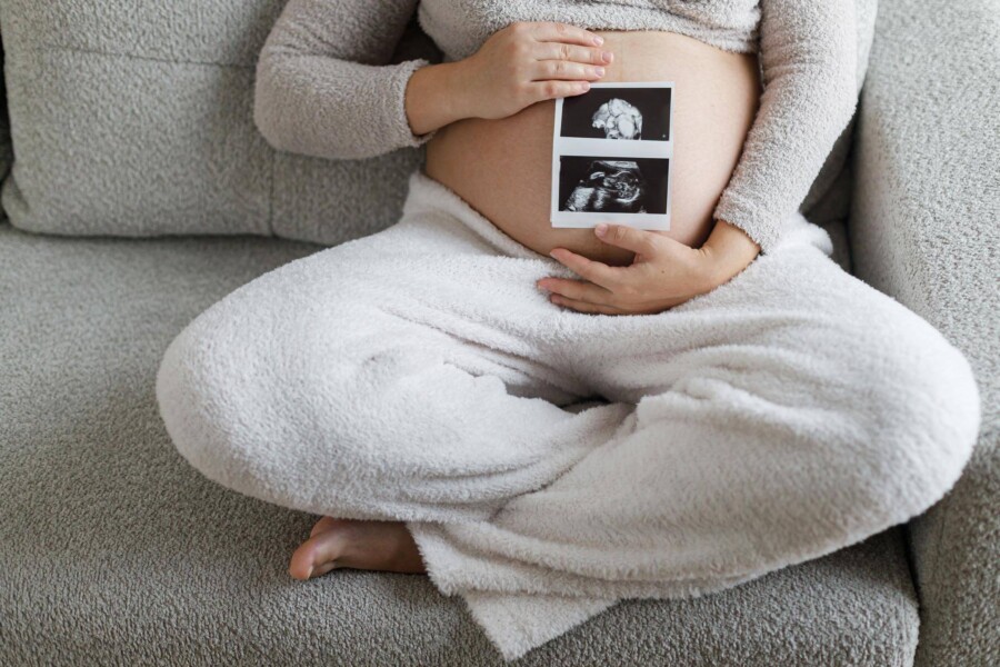 Jak wygląda dziecko w 9 tygodniu ciąży i co się wtedy dzieje
